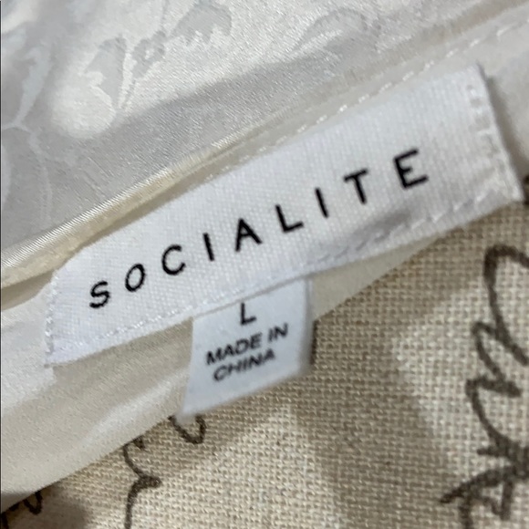 Socialite Sleeveless Jumper Sz L NWOT - Picture 6 of 8